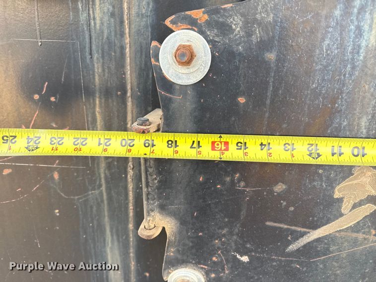 image for item DZ5132 Frac tank trailer