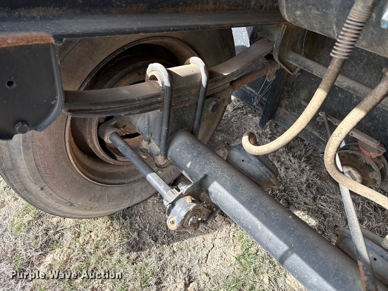 image for item DZ5132 Frac tank trailer