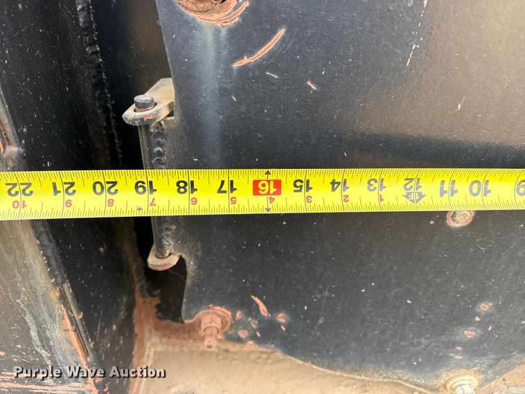 image for item DZ5132 Frac tank trailer