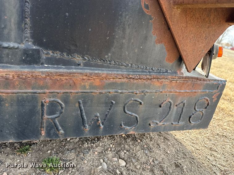 image for item DZ5132 Frac tank trailer