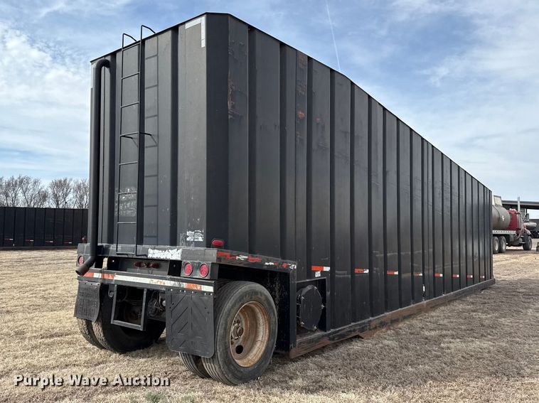 image for item DZ5133 Frac tank trailer