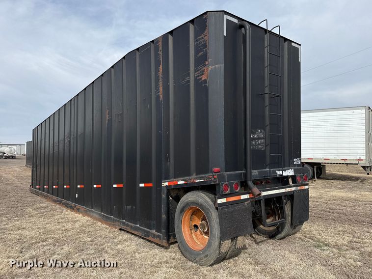 image for item DZ5133 Frac tank trailer