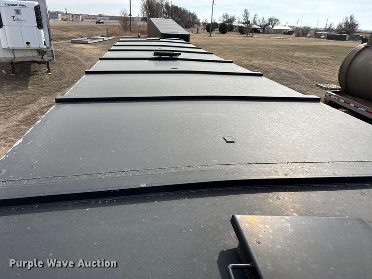 image for item DZ5134 Frac tank trailer