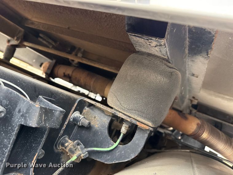 image for item DZ5149 2008 Mack CHU613 semi truck