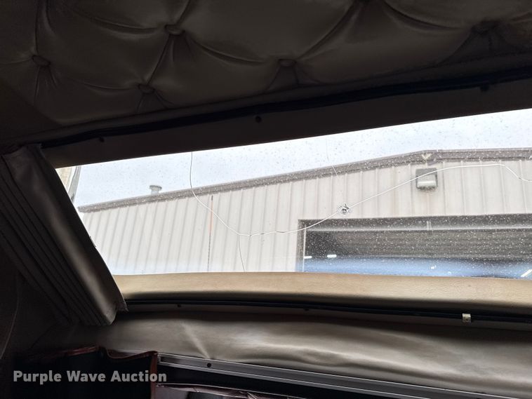 image for item DZ5149 2008 Mack CHU613 semi truck