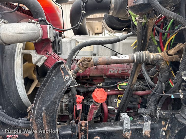 image for item DZ5149 2008 Mack CHU613 semi truck