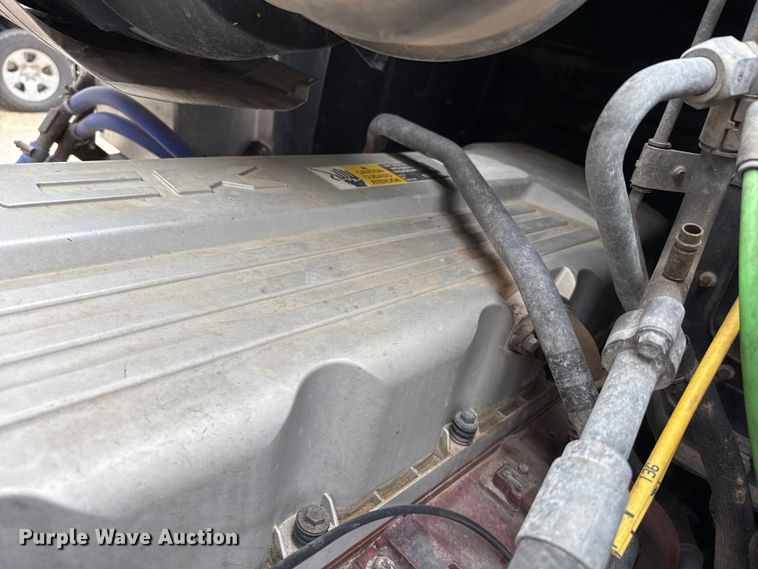 image for item DZ5149 2008 Mack CHU613 semi truck