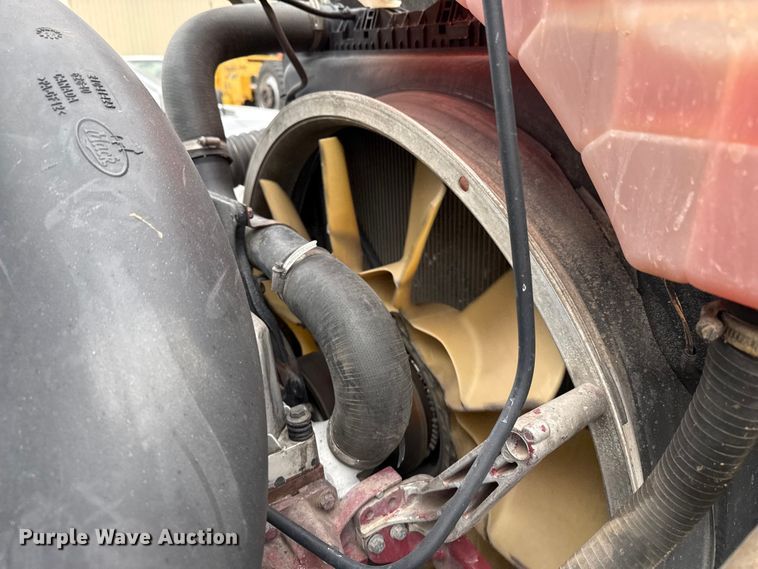 image for item DZ5149 2008 Mack CHU613 semi truck