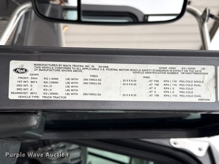 image for item DZ5149 2008 Mack CHU613 semi truck