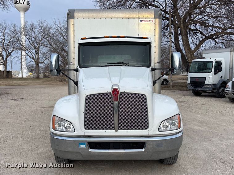 image for item EA4445 2021 Kenworth T270 box truck