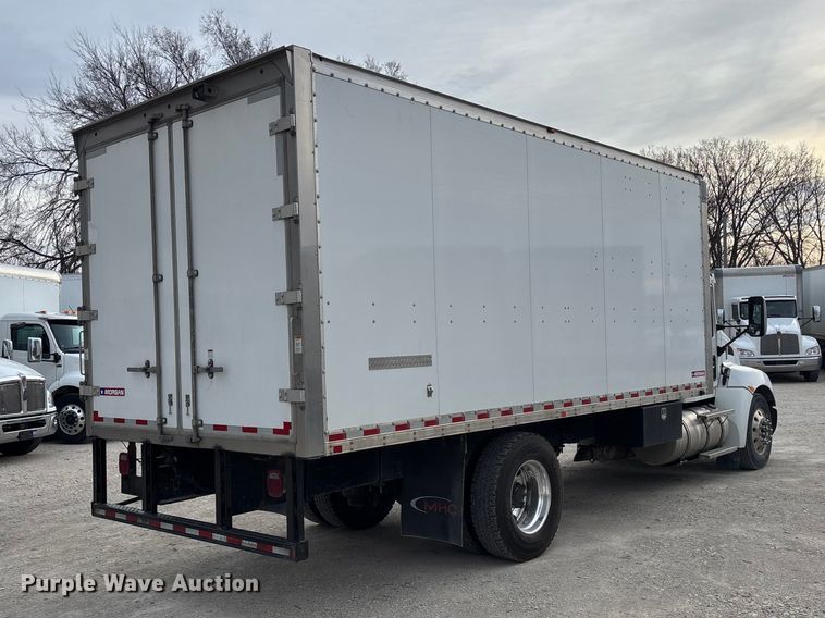 image for item EA4445 2021 Kenworth T270 box truck