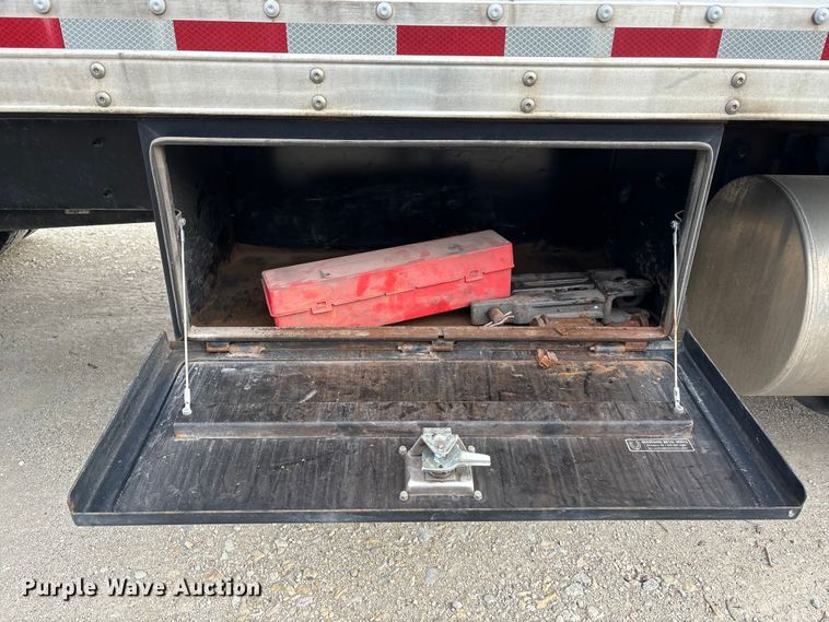 image for item EA4445 2021 Kenworth T270 box truck