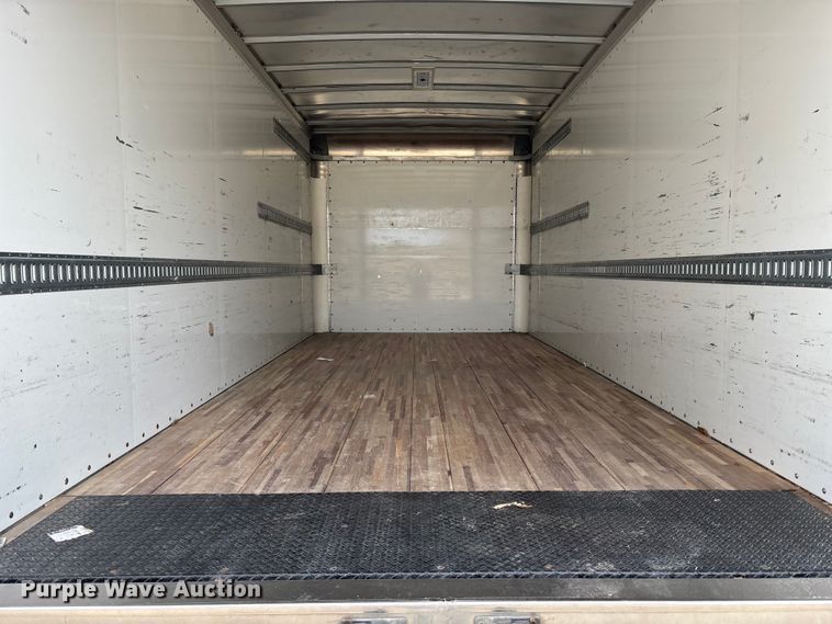 image for item EA4445 2021 Kenworth T270 box truck