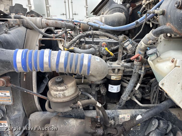 image for item EA4445 2021 Kenworth T270 box truck