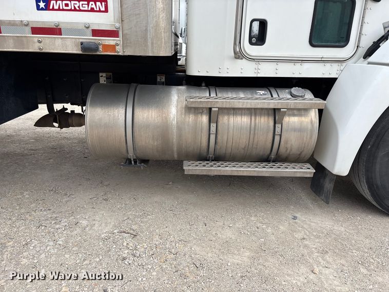 image for item EA4447 2021 Kenworth T270 box truck