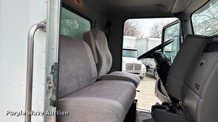 image for item EA4447 2021 Kenworth T270 box truck