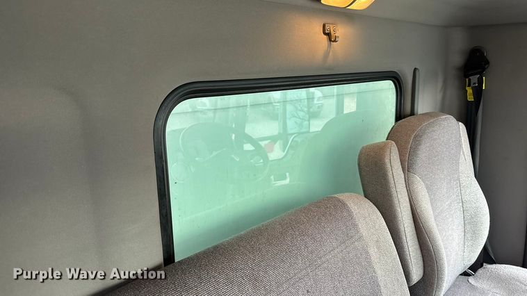 image for item EA4447 2021 Kenworth T270 box truck