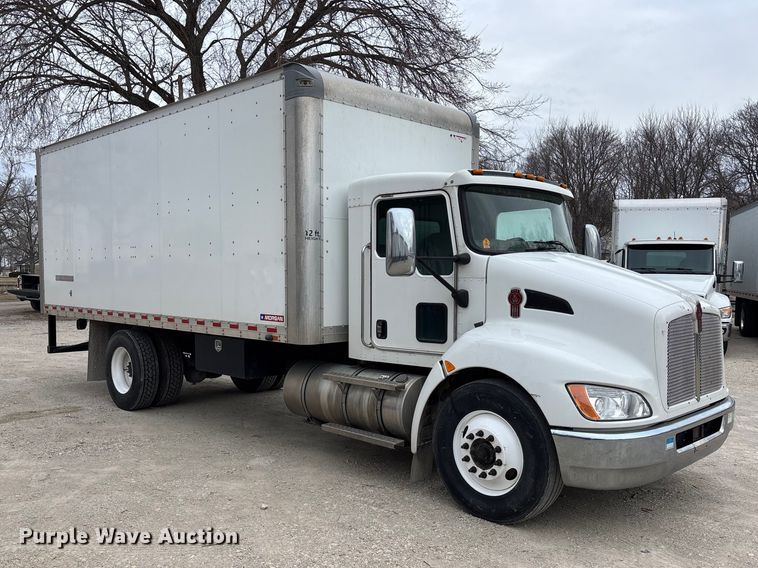 image for item EA4448 2021 Kenworth T270 box truck