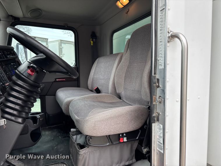 image for item EA4448 2021 Kenworth T270 box truck