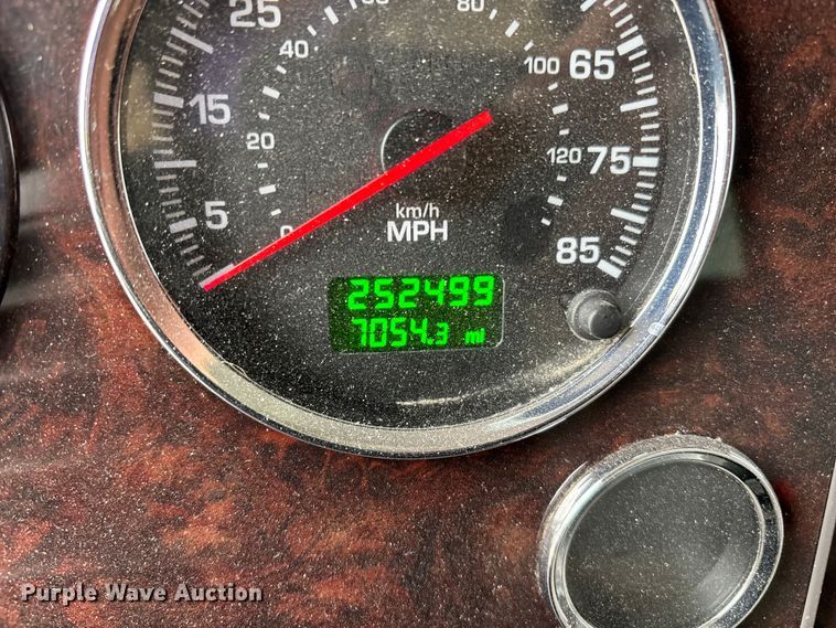 image for item EA4448 2021 Kenworth T270 box truck