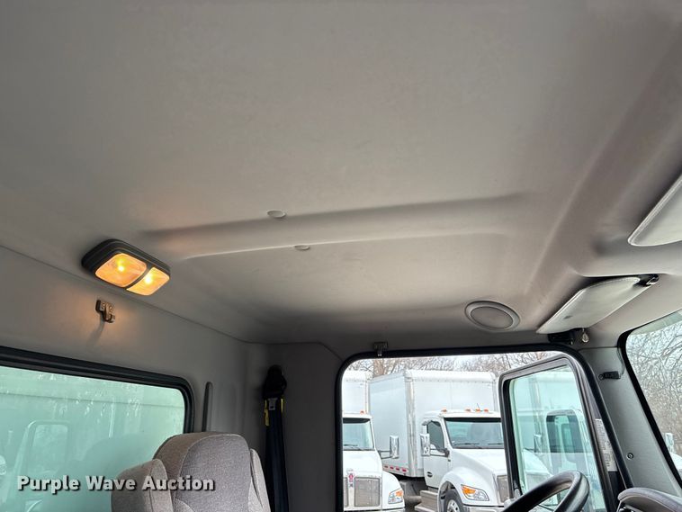 image for item EA4448 2021 Kenworth T270 box truck