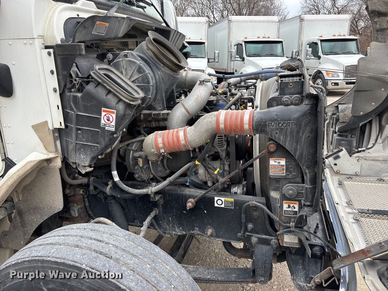 image for item EA4448 2021 Kenworth T270 box truck