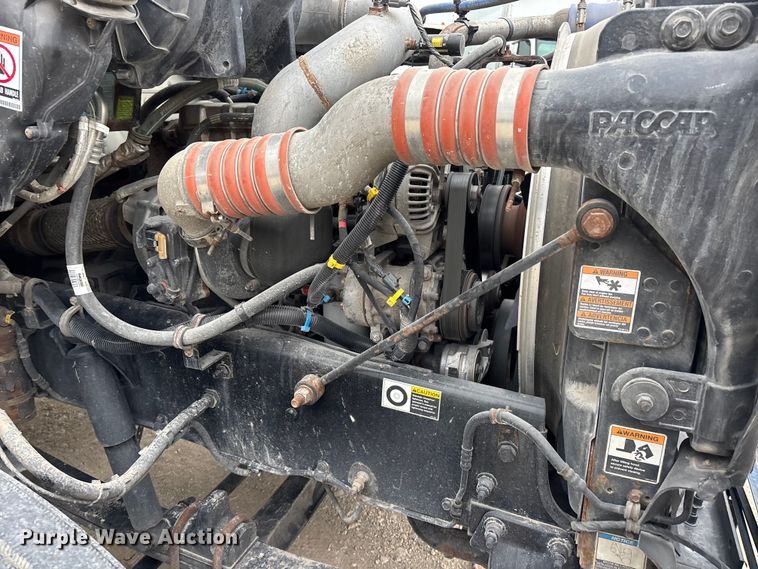 image for item EA4448 2021 Kenworth T270 box truck