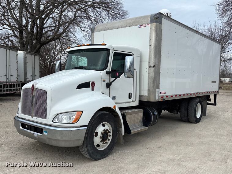 image for item EA4449 2021 Kenworth T270 box truck