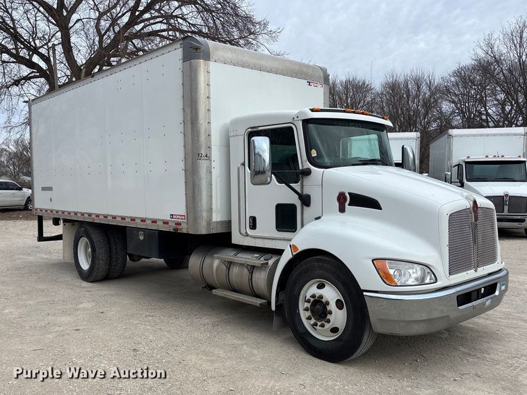 image for item EA4449 2021 Kenworth T270 box truck