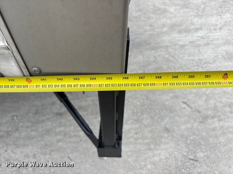 image for item EA4449 2021 Kenworth T270 box truck