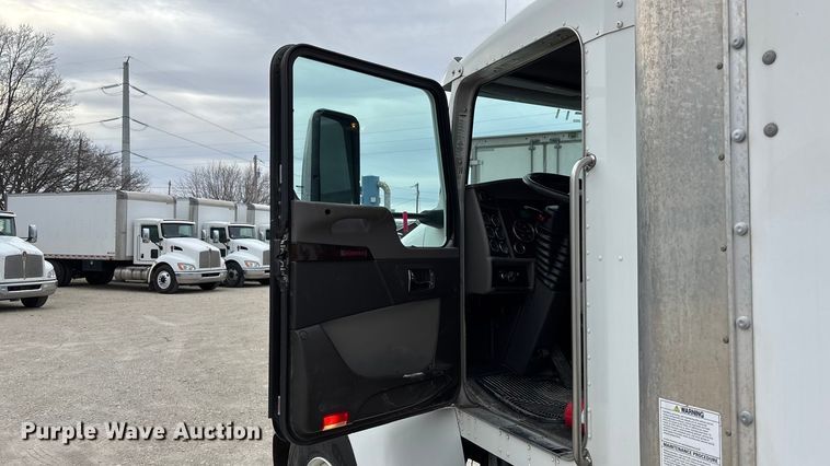 image for item EA4449 2021 Kenworth T270 box truck