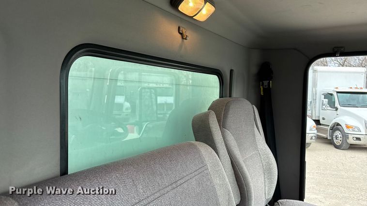 image for item EA4449 2021 Kenworth T270 box truck