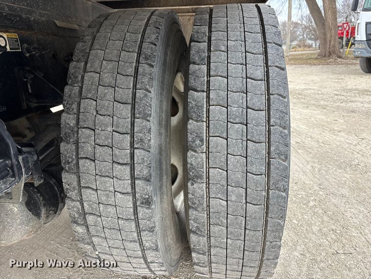 image for item EA4449 2021 Kenworth T270 box truck