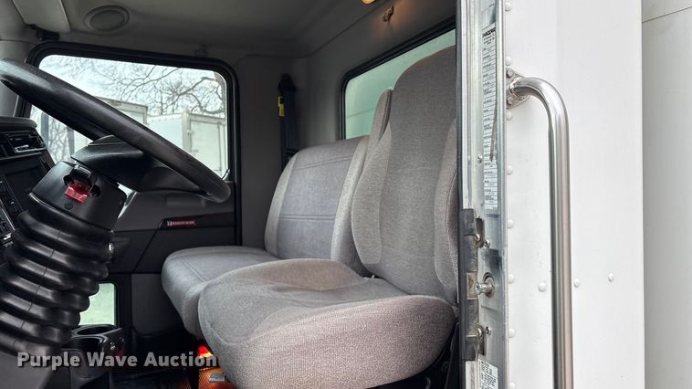 image for item EA4450 2021 Kenworth T270 box truck