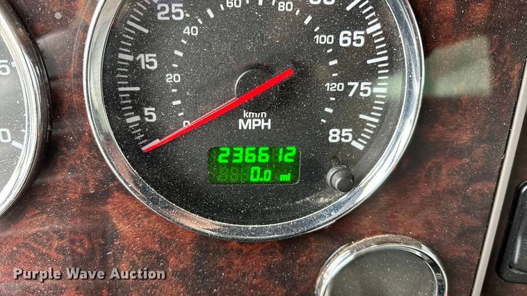 image for item EA4450 2021 Kenworth T270 box truck