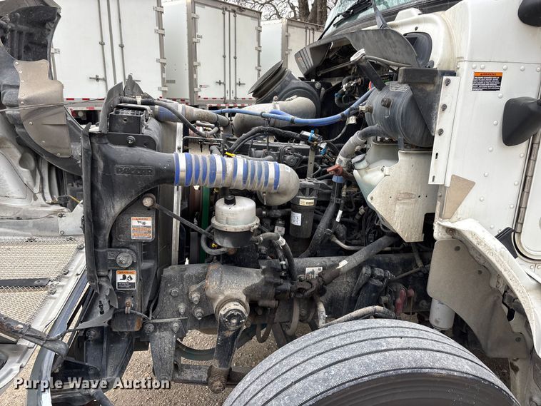 image for item EA4450 2021 Kenworth T270 box truck