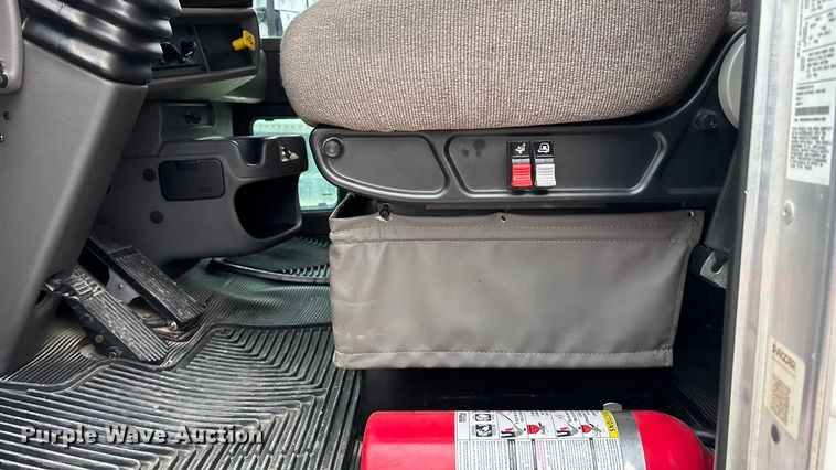 image for item EA4451 2021 Kenworth T270 box truck