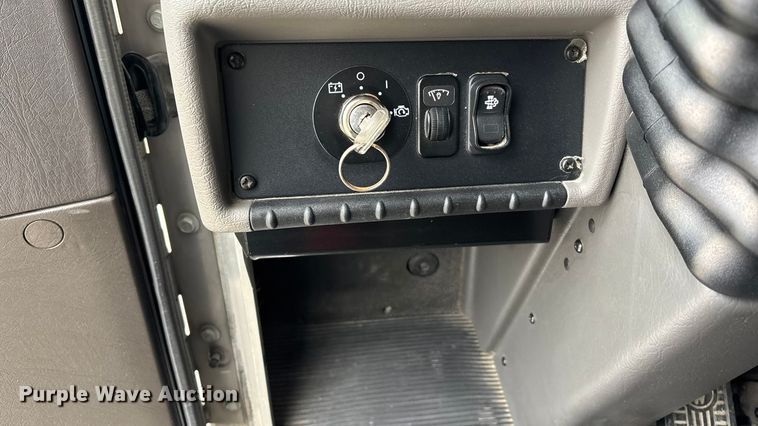 image for item EA4451 2021 Kenworth T270 box truck