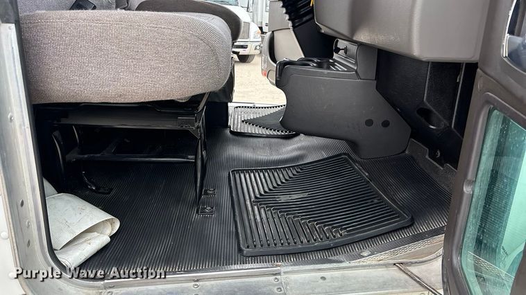 image for item EA4451 2021 Kenworth T270 box truck