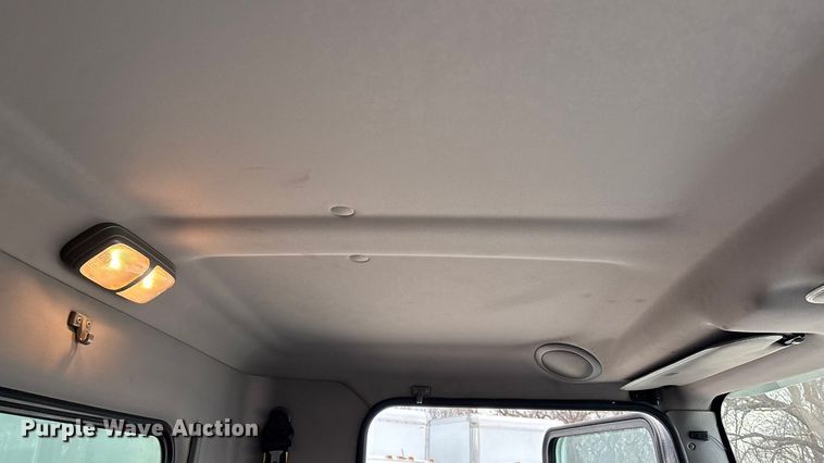 image for item EA4451 2021 Kenworth T270 box truck