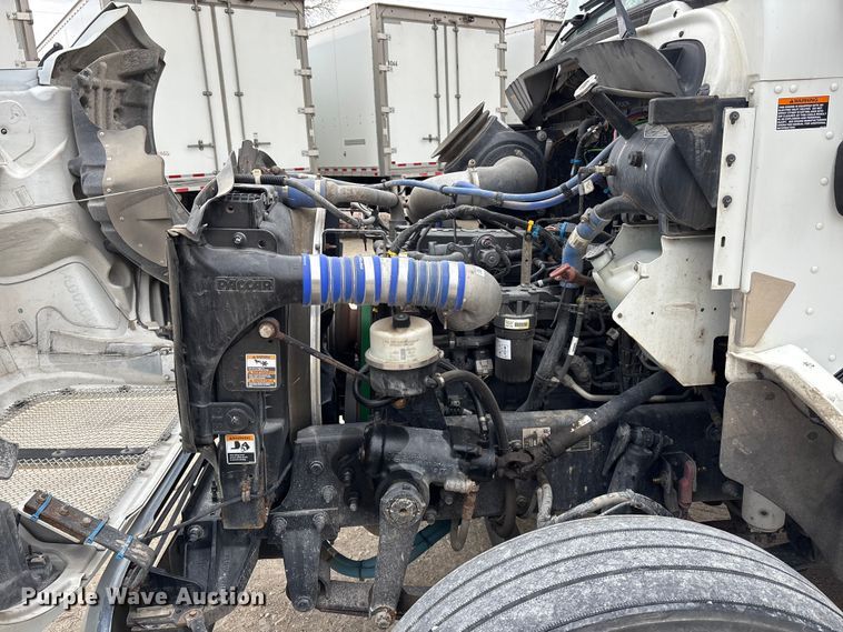 image for item EA4451 2021 Kenworth T270 box truck