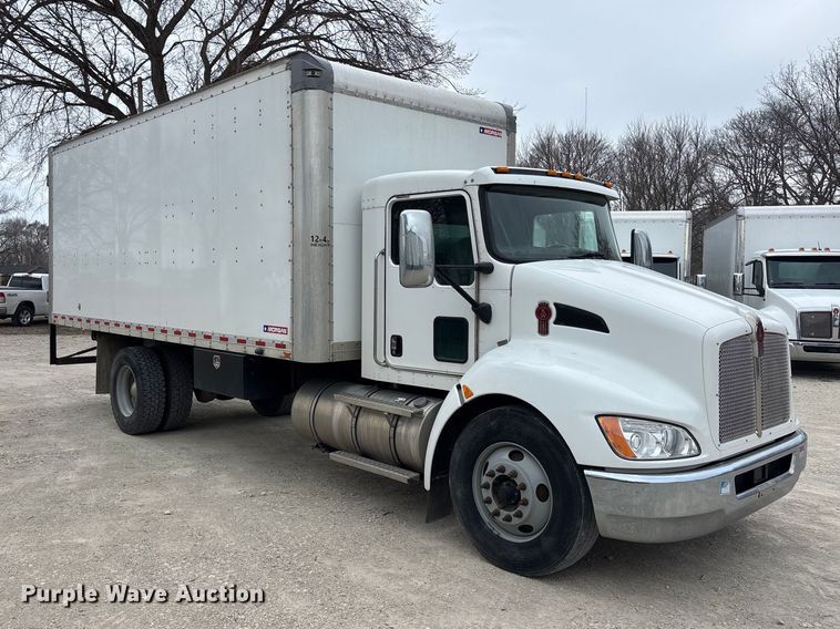 image for item EA4452 2021 Kenworth T270 box truck