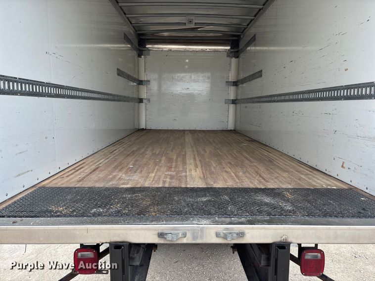 image for item EA4452 2021 Kenworth T270 box truck