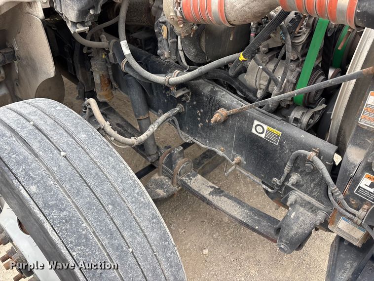 image for item EA4452 2021 Kenworth T270 box truck