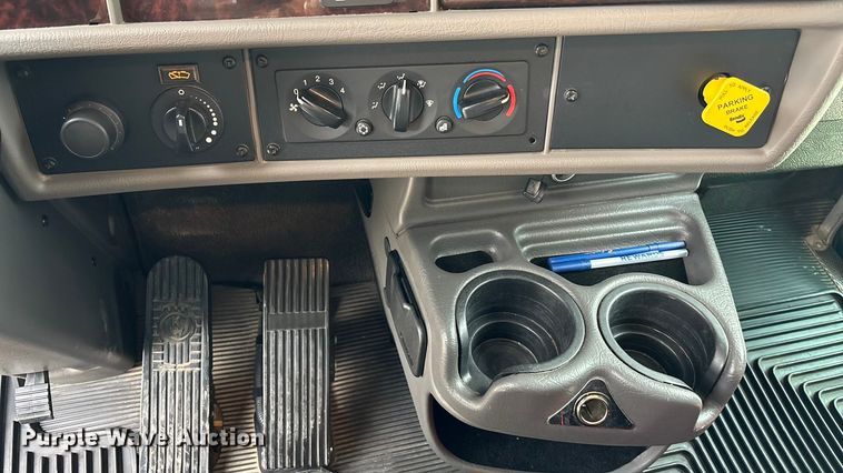 image for item EA4453 2021 Kenworth T270 box truck