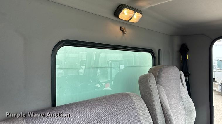 image for item EA4453 2021 Kenworth T270 box truck