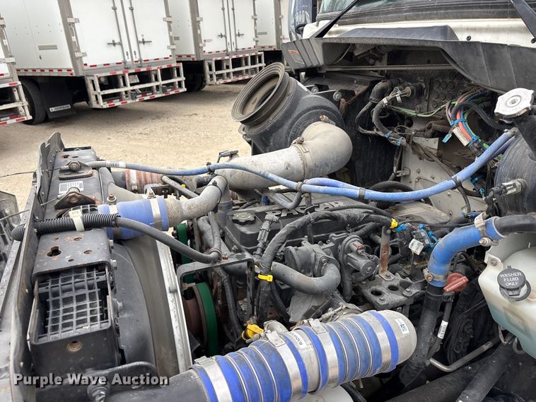 image for item EA4453 2021 Kenworth T270 box truck