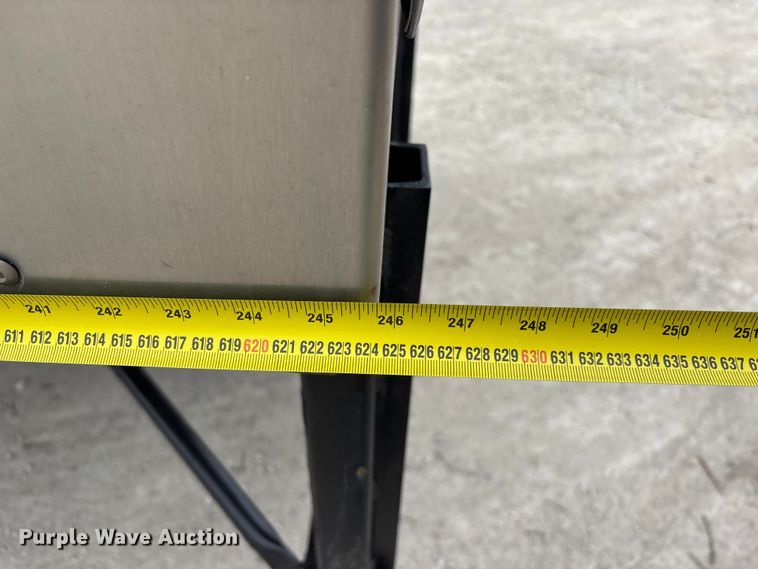 image for item EA4454 2021 Kenworth T270 box truck