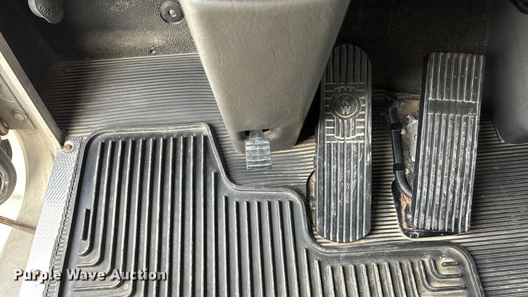 image for item EA4454 2021 Kenworth T270 box truck