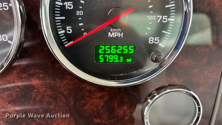 image for item EA4454 2021 Kenworth T270 box truck